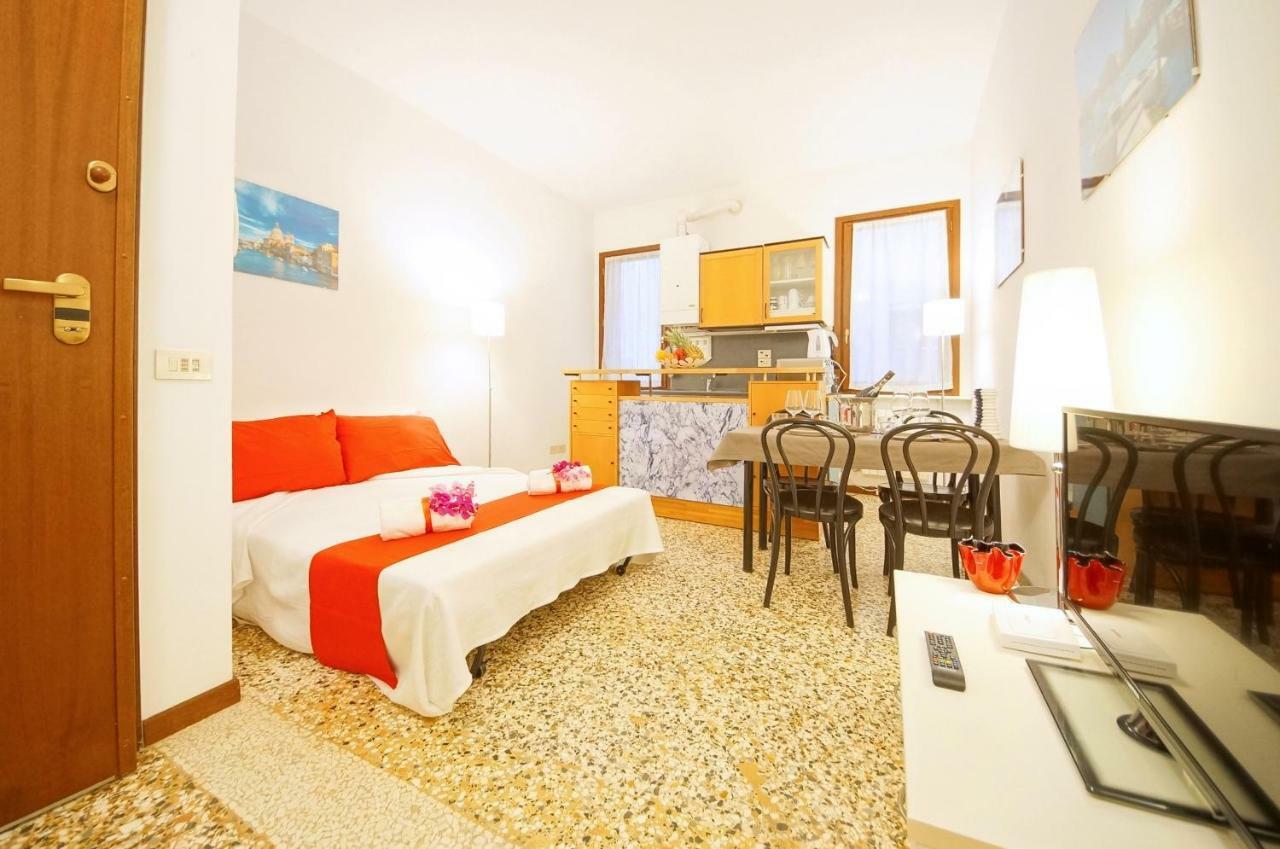 Santa Marina Apartment Rialto Venise Extérieur photo